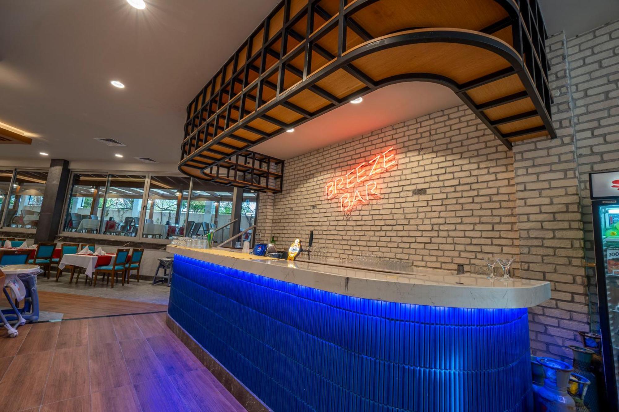 Side Breeze Hotel Antalya Exterior photo